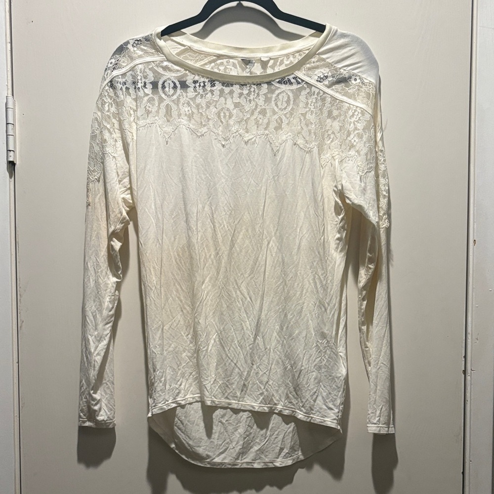 Guess Elegant Cream Lace Women Top